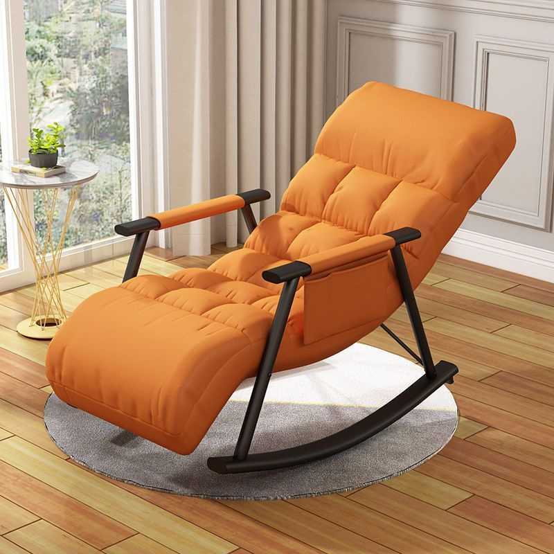 Кресло-качалка — новый тренд для создания неповторимого интерьера
