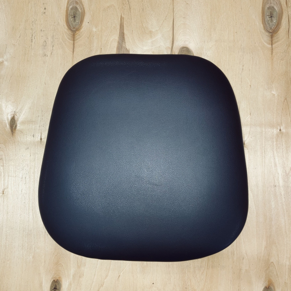 сиденье для стула, трапеция ,экокожа ,38х38x4 см , цвет черный  #1