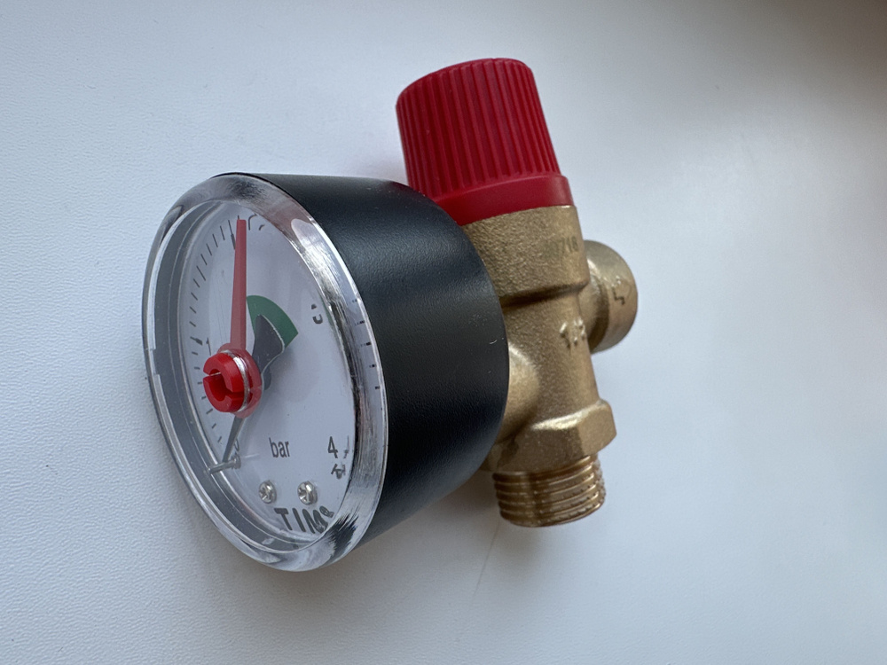 Предохранительный клапан, красный колпачок, с манометром, 1/2" г-ш, 3 бар,BL4802-3  #1