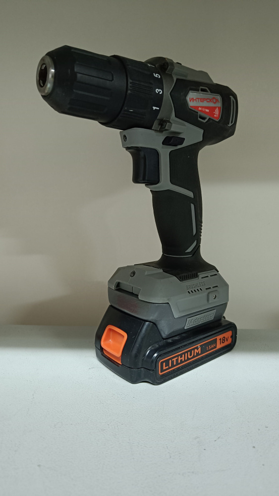 Адаптер (переходник) для аккумулятора Black & Decker 18-20V, к инструменту Интерскол ( он же Felisatti #1