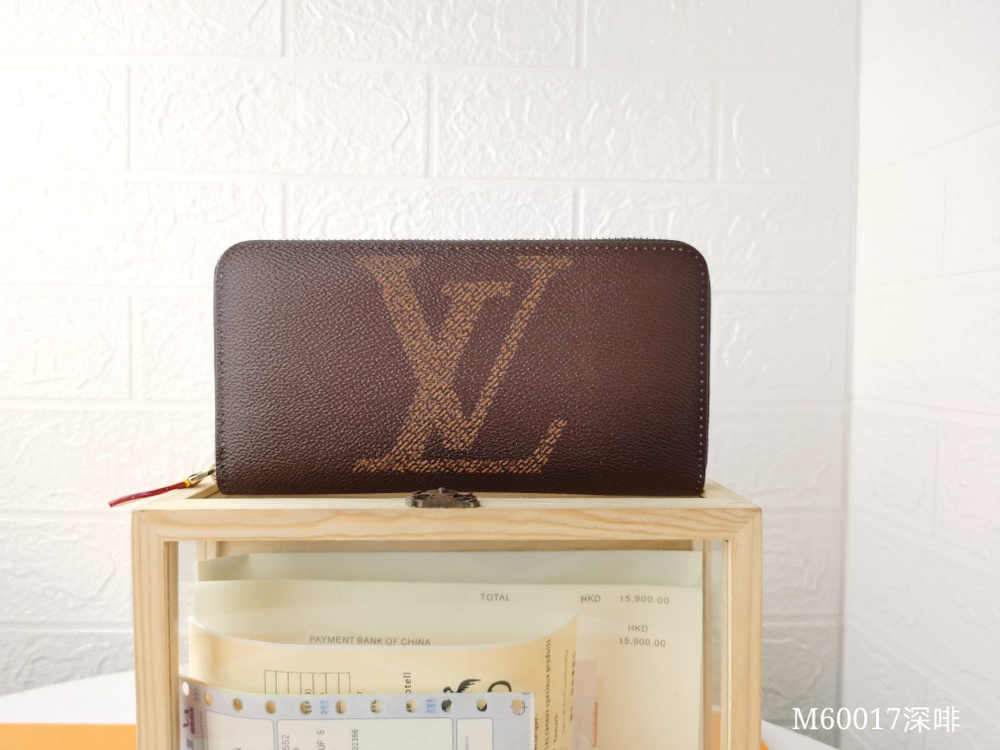 Louis Vuitton Клатч #1