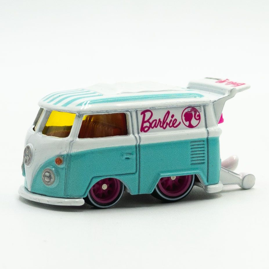 Машинка Hot Wheels РЕЗИНОВЫЕ КОЛЕСА Premium Pop Culture 2024 Kool Kombi Barbie #1