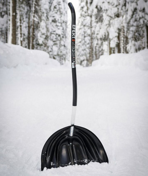 Как выбрать автомобильную лопату для уборки снега: особенности моделей с телескопическим черенком