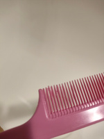Гребень для волос Monblick с ручкой и хвостиком для расчёсывания и собирания волос в хвост или пучок, 22см, пластиковый, розовый #8, Инна З.