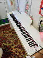 Grace CP-100 WH - Цифровое пианино в корпусе с тремя педалями, наушники в подарок #3, Анна