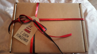 Крафтовая подарочная коробка "С ДНЁМ РОЖДЕНИЯ" (22х16,5х10 см) коробка для подарка с бумажным наполнителем тишью, атласными лентами, крафт биркой/ праздничная упаковка #60, Мария К.