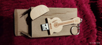 BambooWood USB-флеш-накопитель Брелок 32 ГБ, желтый, голубой #21, Юлия М.