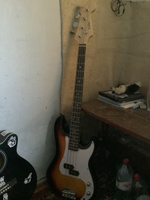 Санберст Бас-гитара Precision Bass Jordani PB-10 SB #23, Данил С.