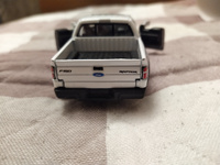 Машинка металлическая Kinsmart 1:46 2013 Ford F-150 SVT Raptor (Форд Раптор) 5365DKT инерционная, двери и багажник открываются / Белый #24, сергей л.