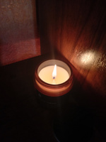 Тёмная свеча ароматическая 120 мл из соевого воска "Булочки с корицей", свечи ароматические для дома, аромасвечи декор для дома, арома свеча в банке #56, Эмилия Ш.