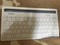 Компактная Bluetooth-клавиатура со встроенным аккумулятором (Lithium 230mAh) и подставкой под планшет/телефон JETACCESS SLIM LINE K3 BT, белый #38, Роман З.