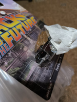 Машинка коллекционная Hot Wheels DMC55 Back To The Future Ford Super De Luxe #12, Олег