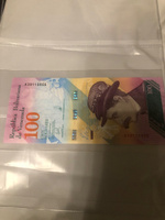 Банкнота 100 боливаров, Венесуэла, 2018г., UNC #2, Евгений