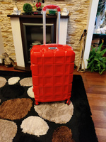 Чемодан на колесах сверхпрочный Supra Luggage STS-1007-M, candy apple из ABS-пластика с кодовым замком, 60 литров, 4 двойных колеса с поворотом на 360 градусов #51, Светлана С.