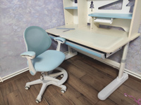 ErgoKids Детское компьютерное кресло  ортопедическое Mio Air BL (арт. Y-400 BL (arm)) + съёмные откидные подлокотники + съёмная подставка для ног + доп. чехол на сиденье в цвет кресла, голубой, белый #1, Марина М.