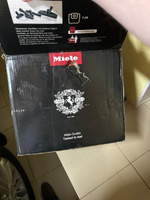 Пылесос Miele с мешком-пылесборником, экономия места при хранении благодаря системе Compact, SDRB4 C2 белый лотос, 41DRB401RU #6, Олег О.