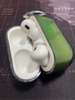 Чехол для AirPods Pro 2 с карабином, темно-зеленый полупрозрачный #21, Типсин Олег Валерьевич