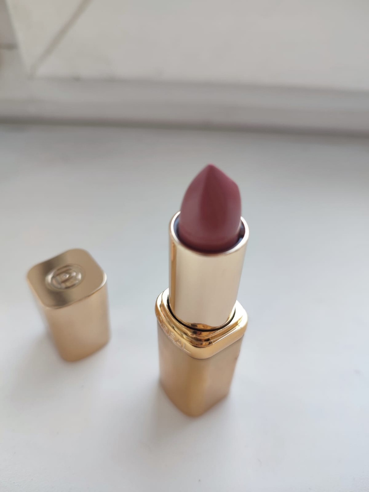 L'Oreal Paris Увлажняющая помада для губ COLOR RICHE, оттенок 302 ...