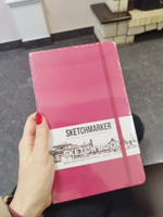 Скетчбук для рисования и скетчинга, блокнот для записей SKETCHMARKER 140г/м2 13х21см. 160 страниц цвета слоновой кости, твердая обложка, цвет: маджента #6, Анастасия Я.