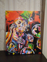 Картина по номерам на холсте 40х50 40 x 50 на подрамнике "Девушка с яркой прической пускает мыльные пузыри." DVEKARTINKI #66, Светлана И.