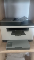 HP МФУ Лазерное LaserJet M236sdn + Гарантия 12 месяцев + Кабель USB + Перезаправляемый картридж + Автоматическое сканирование и копирование, белый, черный #4, Наталья О.