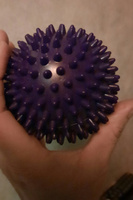 Мяч-шар массажный с шипами, ежик жесткий для проработки мышц, 8.5 см, фиолетовый #4, Ирина М.