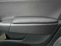 Дверные Подлокотники из экокожи на двери (Мягкие накладки) для Шкода Рапид, Фольцваген Поло 6 / Skoda Rapid 1-2 (2012-2022), Volkswagen Polo 6 (2020-2022) (Передние 2 шт) Чёрные #5, Дмитрий П.