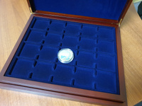 Нумизматическая коробка WOODROYAL для 60 монет под красное дерево с ячейками 50X50 #5, Руслан К.