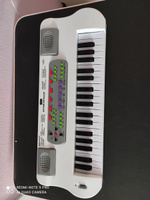 Детский музыкальный электронный инструмент пианино синтезатор с микрофоном 37 клавиш для девочек и мальчиков, запись, регулировка громкости, работает от сети или батареек, ZYB-B0689-2 #25, Вероника А.