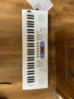Avoris A61 - синтезатор с функцией обучения и подсветкой клавиш, белый цвет #2, Лаура Б.