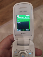 Мобильный  кнопочный телефон Samsung GT-E1272 / Сотовый телефон с 2-дюймовым экраном / классическая лягушка для звонков цвет Белый #53, Novikov A.