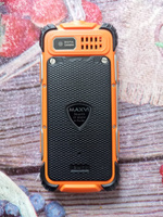 Телефон кнопочный Maxvi R1 Оранжевый / Защита от влаги IP68 #24, Валентина П.