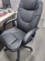 Кресло компьютерное для руководителя Бюрократ CH 668, эко-кожа, черный. Офисное кресло с механизмом качания #110, Линар А.