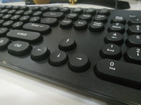 Клавиатура для компьютера Оклик 400MR тонкая, проводная, мембранная, черная #68, Ирина Д.