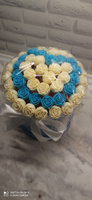 Шоколадные съедобные сладкие розы 51 шт. CHOCO STORY в Голубой Шляпной коробке: Белый и Голубой Бельгийский шоколад (Подарочный набор) - узор в форме Сердца, 612 гр. SH51-G-BG-S #2, Светлана Ч.