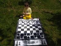 Шашки и шахматы Классика 2в1 Bondibon большая настольная развивающая игра ходилка в дорогу, игровое поле-коврик 130х93 см, подарок #5, Ксения Ш.