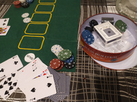 Покерный набор "Poker Chips" 120 фишек, с номиналом, в жестяной подарочной коробке / Сукно в подарок, 2 колоды карт, фишки дилера / Настольные игры для компании #4, Андрей Ч.