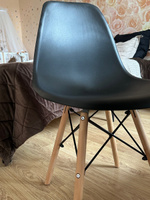 Кухонный обеденный стул со спинкой пластиковый BYROOM Home FIKA VC1001W-B черный, твердый стул с деревянными ножками для кухни, дома, учёбы, обедов и ресторанов #4, Анна И.