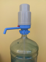 Помпа механическая для бутылей 19 литров с кнопкой сброса давления для бутилированной воды #6, Сергей