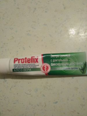 Крем фиксирующий для зубных протезов Protefix Алоэ Вера, экстра сильный ...