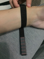 Нейлоновый ремешок для фитнес браслета Xiaomi Mi Band 5-6-7 / Спортивный браслет для умных смарт часов / Тканевый ремень для фитнес трекера на липучке / Черно-оранжевый #51, елена м.