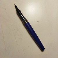 Ручка перьевая чернильная Малевичъ с конвертером, перо EF 0,4 мм, цвет корпуса: ультрамарин #24, Ева З.