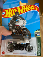 Машинка Мотоцикл Hot Wheels Металлическая BMW R nineT Racer Коллекционная #68, Лариса В.