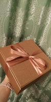 Крафтовая подарочная коробка, праздничная картонная упаковка с наполнителем и атласной лентой, самосборная #41, Екатерина