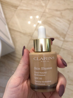 Clarins Skin Illusion Увлажняющий тональный крем с легким покрытием SPF 15, 108 sand, 30 мл #4, Елена Коростелева