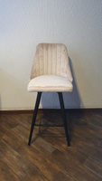 Барный стул со спинкой Лондон, ножки деревянные высокие, мягкий обеденный для кухни и гостиной, для дома, обивка вельвет бежевый, АМИ МЕБЕЛЬ Беларусь #53, Наталья Ш.