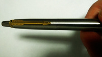 Ручка шариковая подарочная Parker Jotter Core Stainless Steel Gt, автоматическая, корпус серебристый, позолоченные детали, кнопочный механизм, чернила синие, подарочный футляр #90, FeS S.