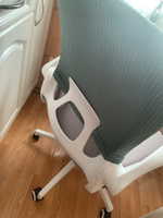 Компьютерное ортопедическое кресло рабочее на колесиках крутящееся Byroom Office Template VC6007-G серое для ПК. Офисный стул взрослый для школьника или руководителя со спинкой #29, Елена И.