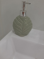 Дозатор для жидкого мыла 250 мл, керамика, Перо, зеленый #2, Анна Ш.