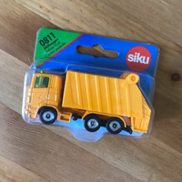 Детская игрушечная модель машинки Siku Мусоровоз, желтый 0811 #8, Алина М.